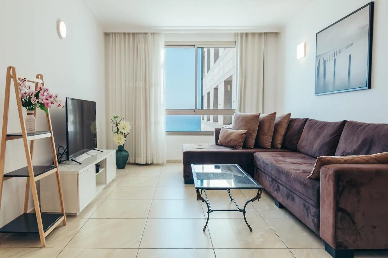 Appartement Almog Beach Apt Hotel מלון דירות אלמוג ביץ' Haifa Israël