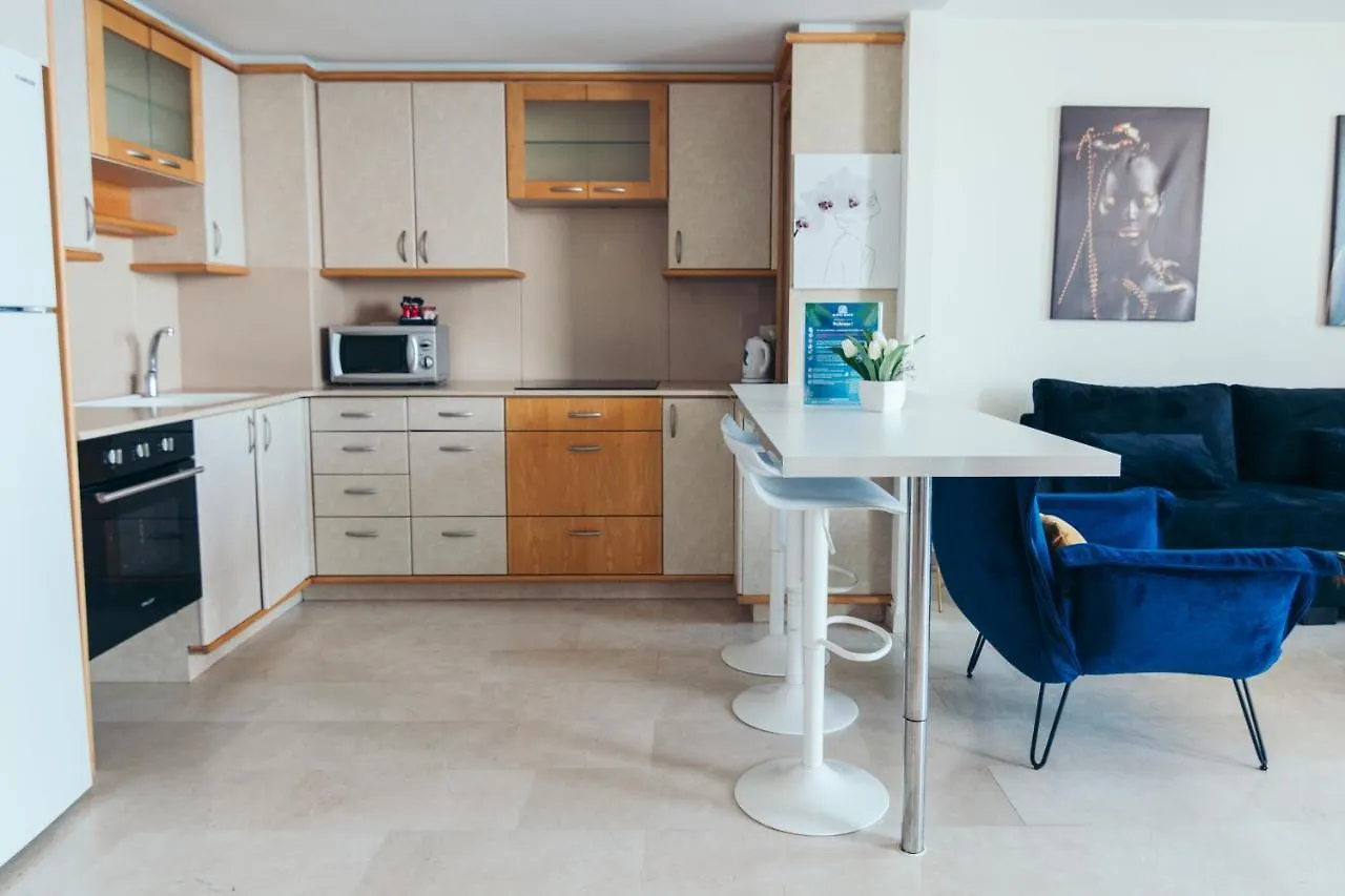 Lägenhet Almog Beach Apt Hotel מלון דירות אלמוג ביץ' Haifa