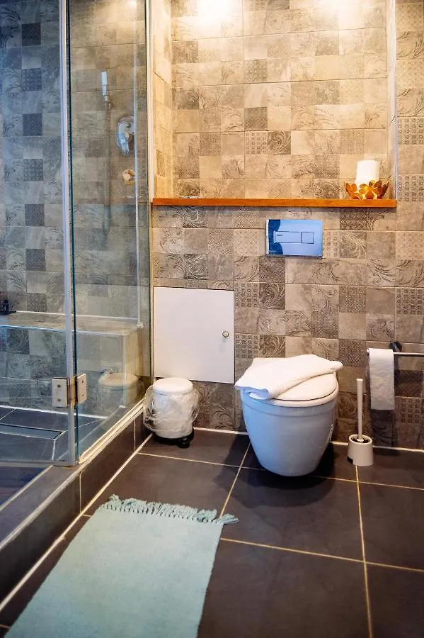 Almog Beach Apt Hotel מלון דירות אלמוג ביץ' Haifa 0*,